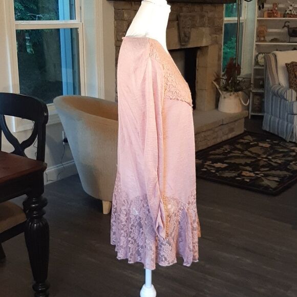 Multiples Womens M Pink Top with Lace and Quarter Sleeve - Picture 2 of 5